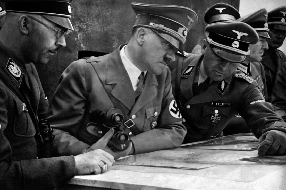1397846hitler.jpg