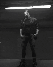 1726594703699f.gif