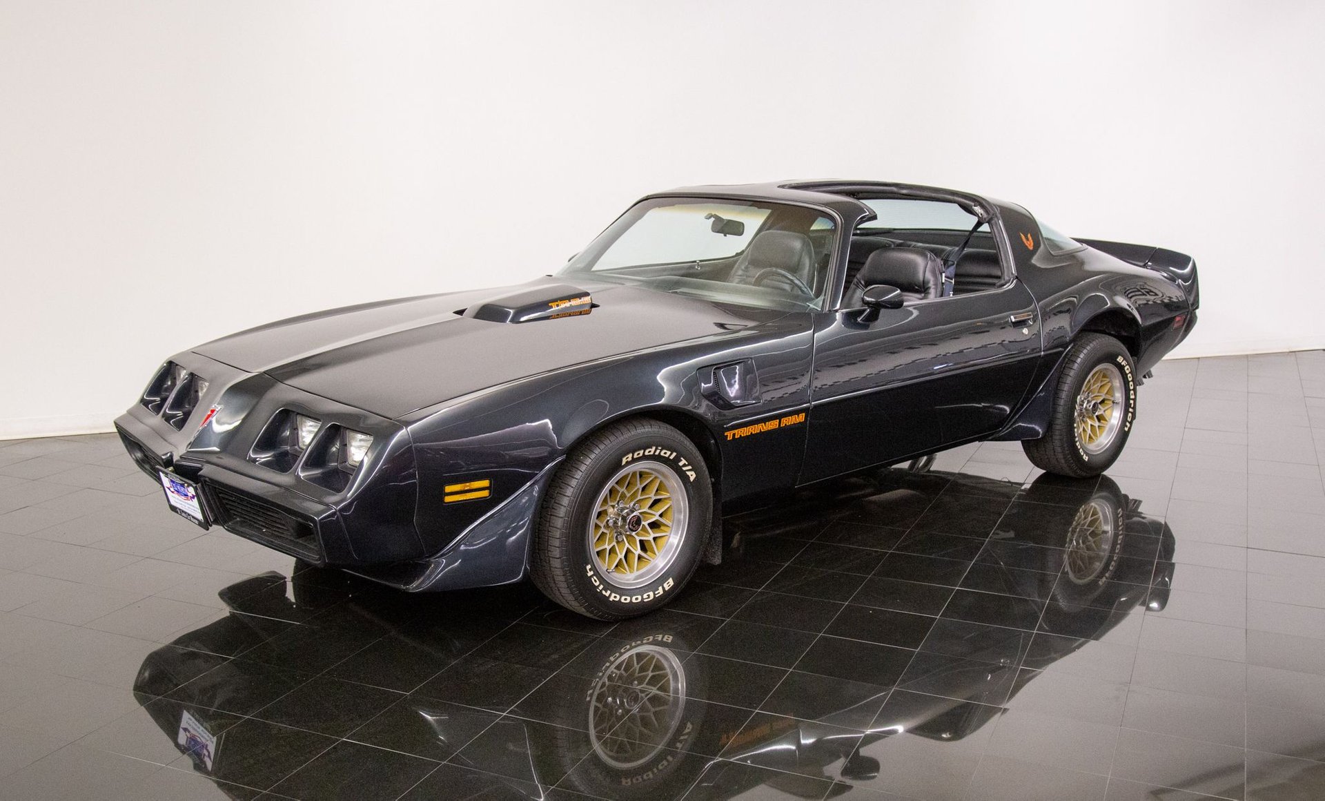 1979-pontiac-trans-am-t-top-coupe.jpeg