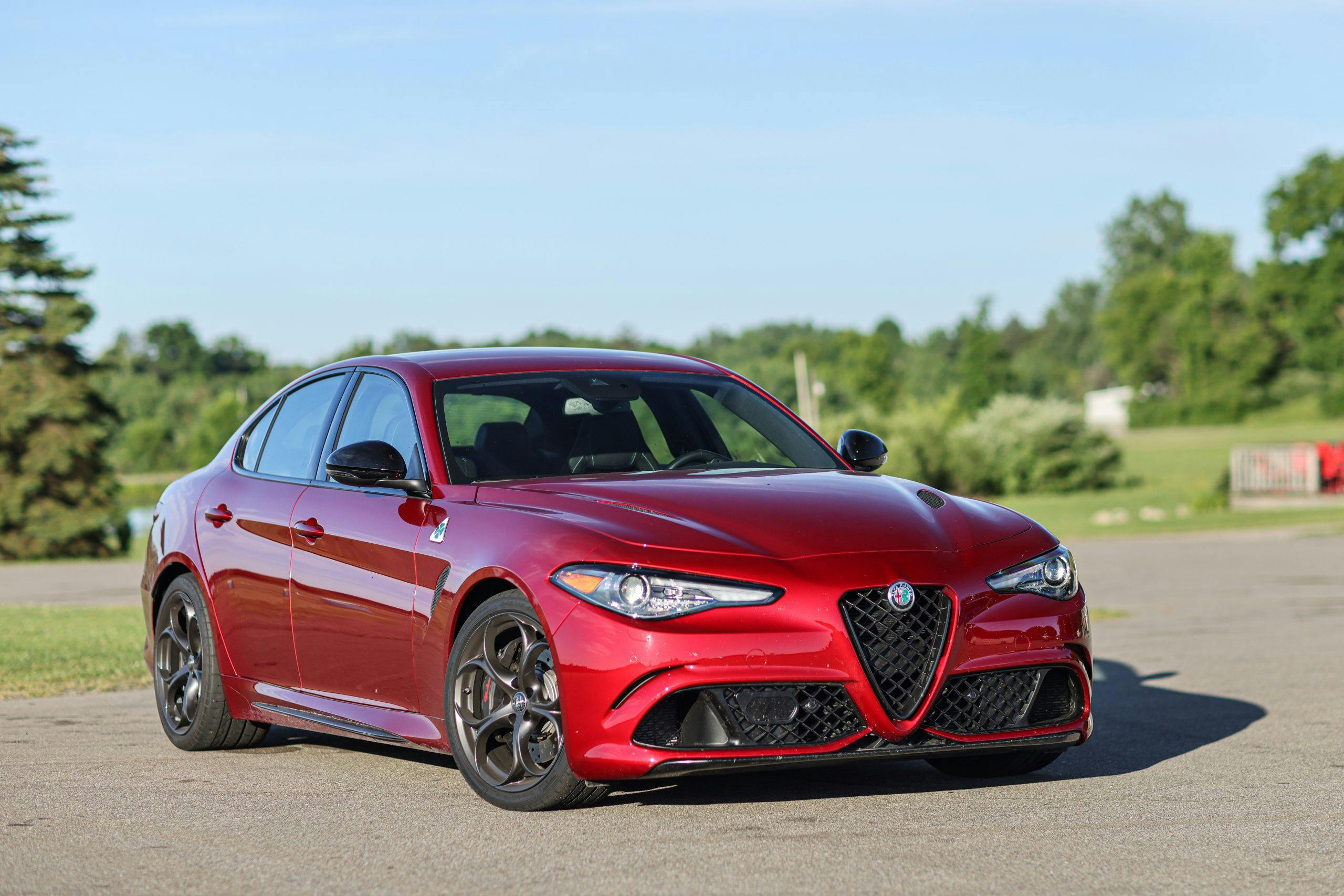 2022-Alfa-Romeo-Giulia-Quadrifoglio-04-scaled.jpg