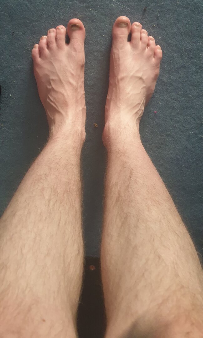 Feet.jpg