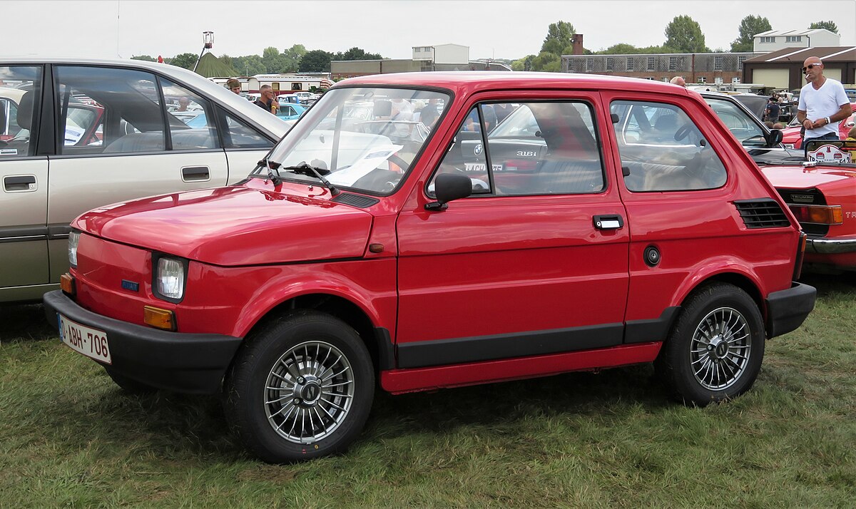 Fiat_126_Sp_at_Schaffen-Diest_(2017).jpg