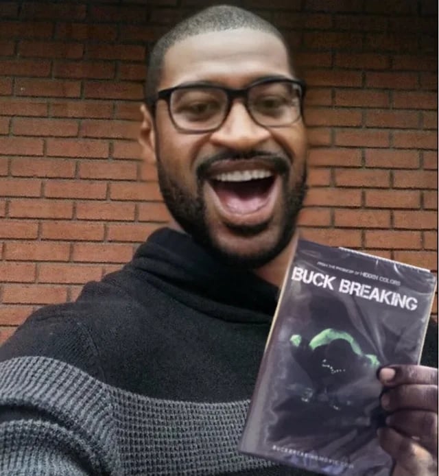 FloydEnjoysBuckBreaking.jpg