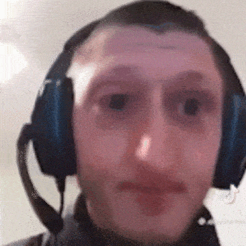 gaming-daniel-larson.gif