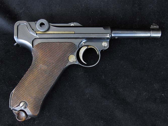 Luger_P08_DWM_Pistol_02.jpg
