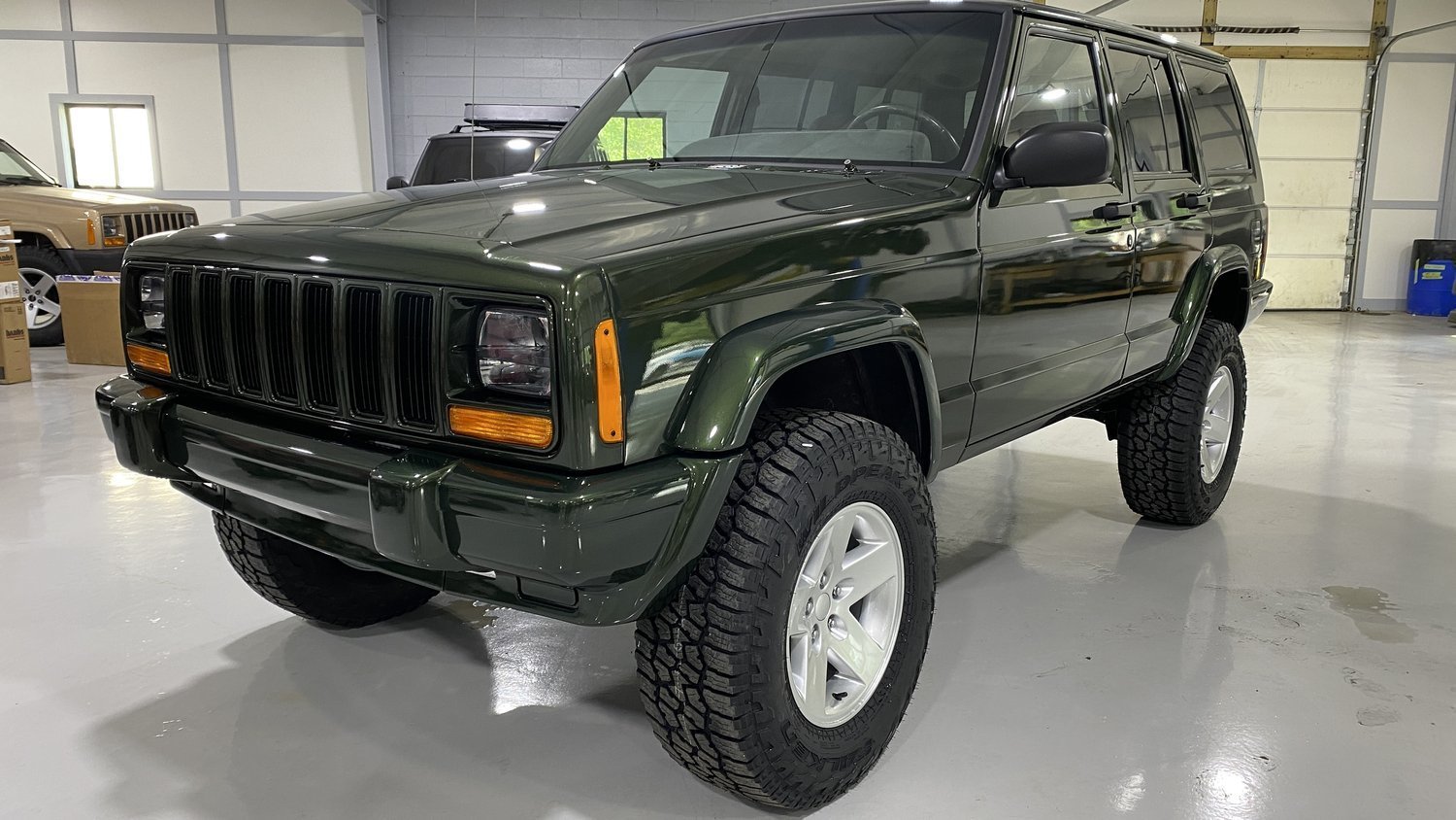 moss+green+pearl+cherokee+xj+davis+autosports+.JPG