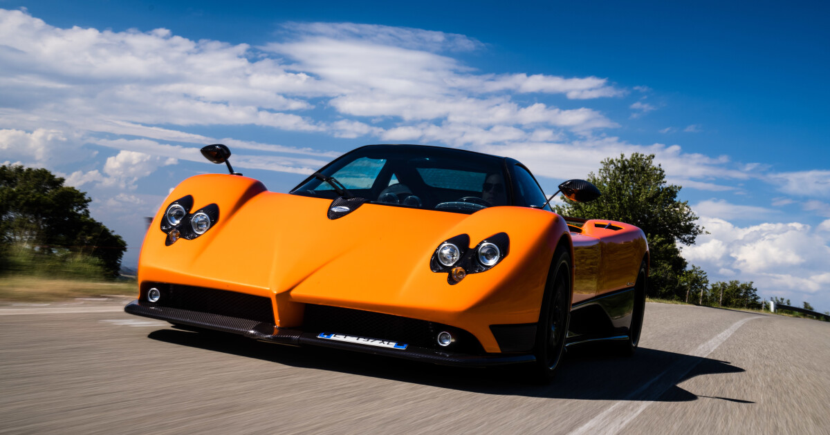 Pagani_Zonda_F_G-OLD_Tour_Modena_Motor_Valley_Festival_13.jpg